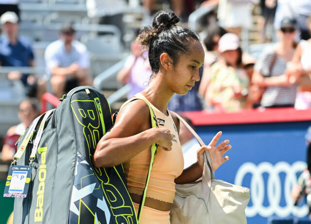 Washington champ Fernandez fumes over schedule issues after early ...