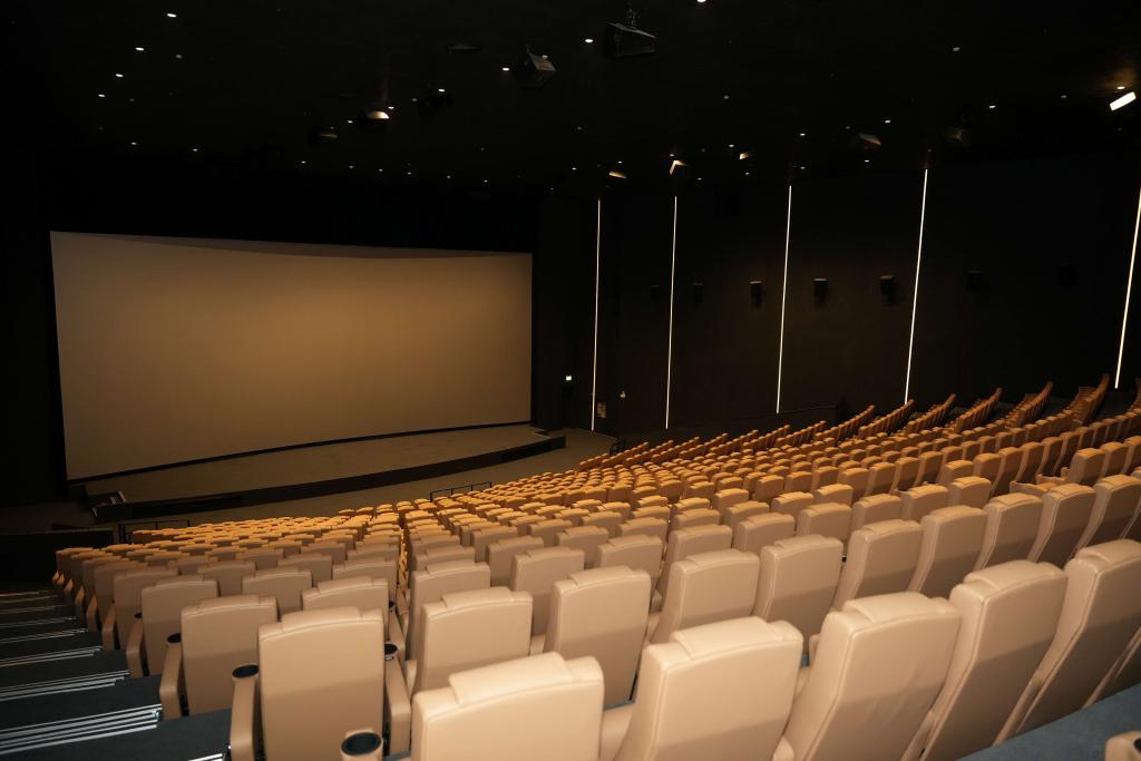 TriNoma's A-Giant Cinema